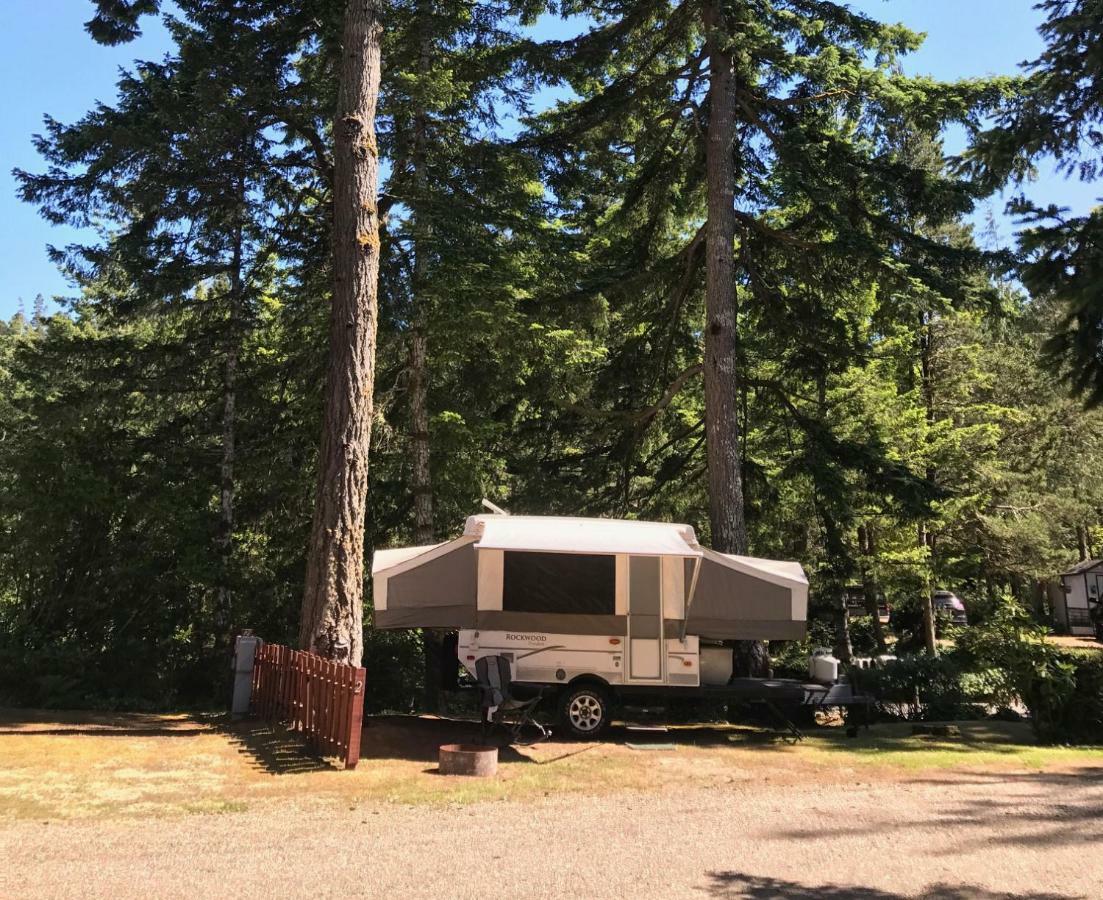 Mercer Lake Resort And Beach 弗洛伦斯 外观 照片